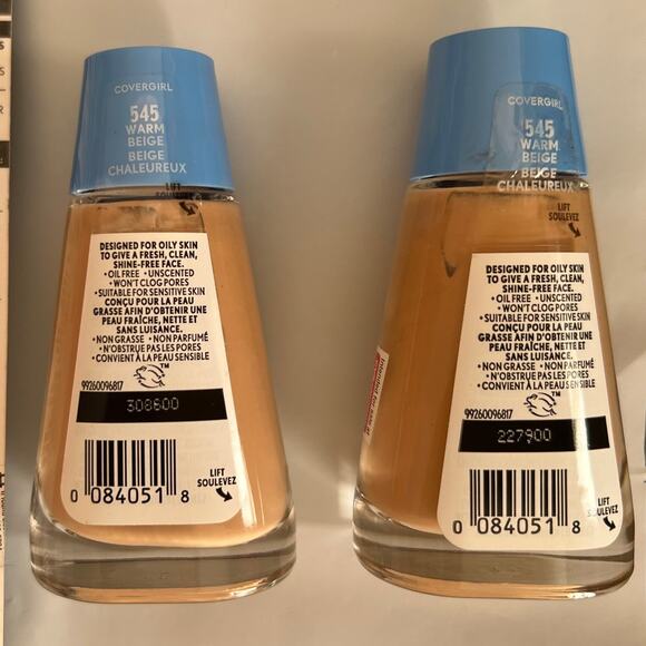 Lot 22 CoverGirl Face/Eyes/Lips Makeup Mixed Lots - Picture 14 of 16